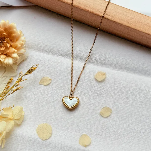 Gold_Heart_Marble_Anti_Tarnish_Locket